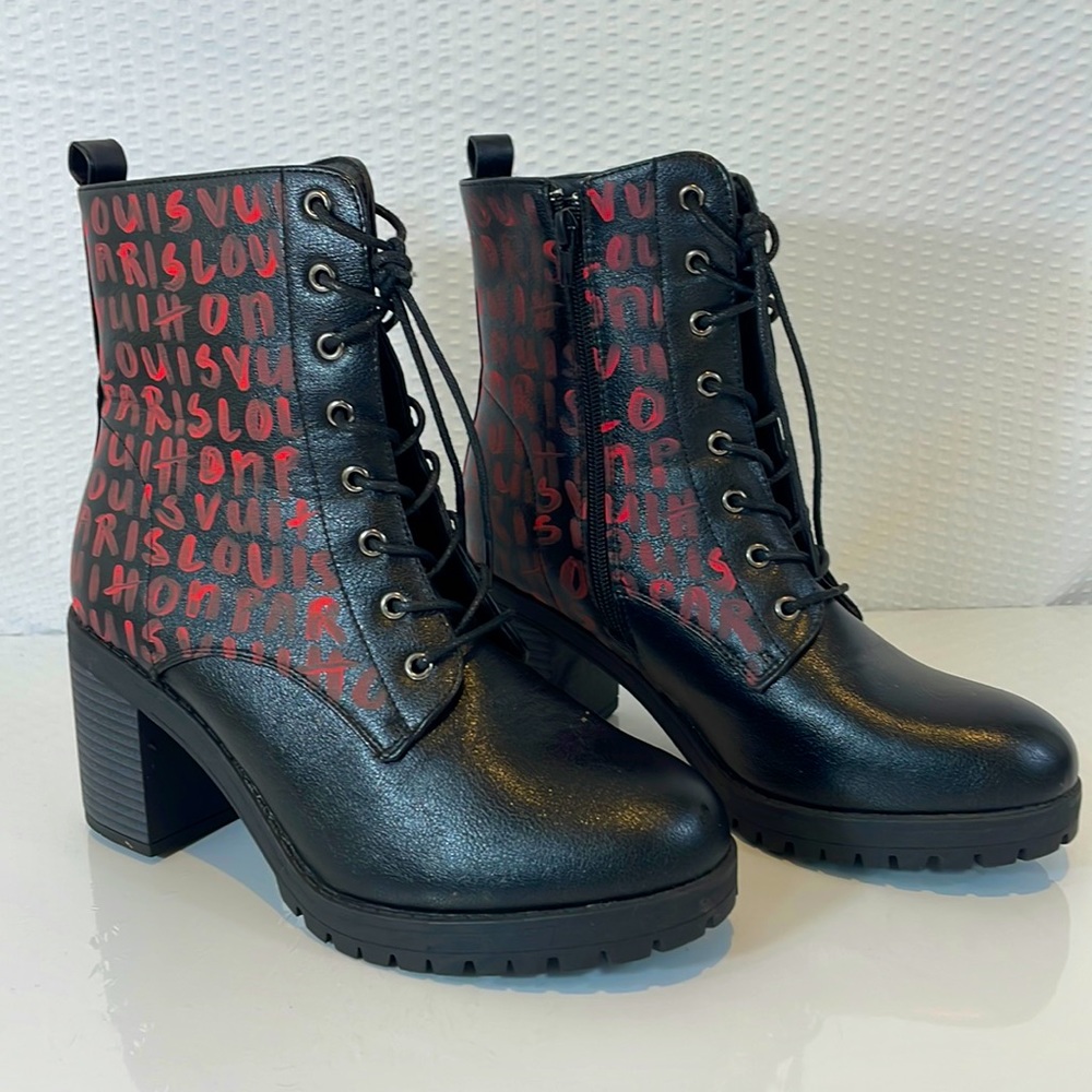 Mudd Boots Size 8